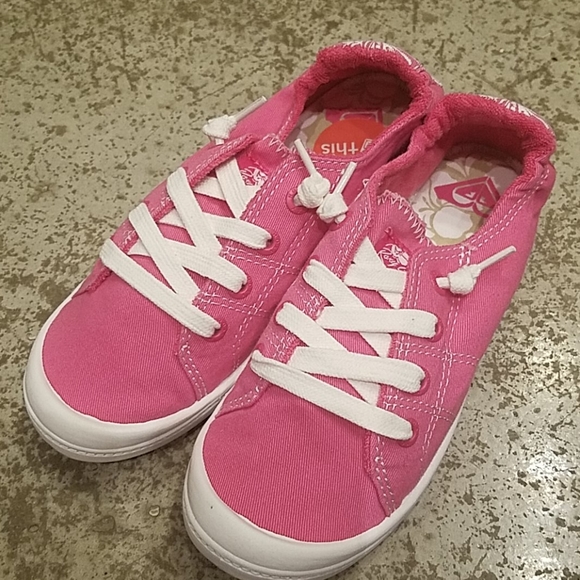 Roxy Slip on Sneakers - Picture 1 of 9